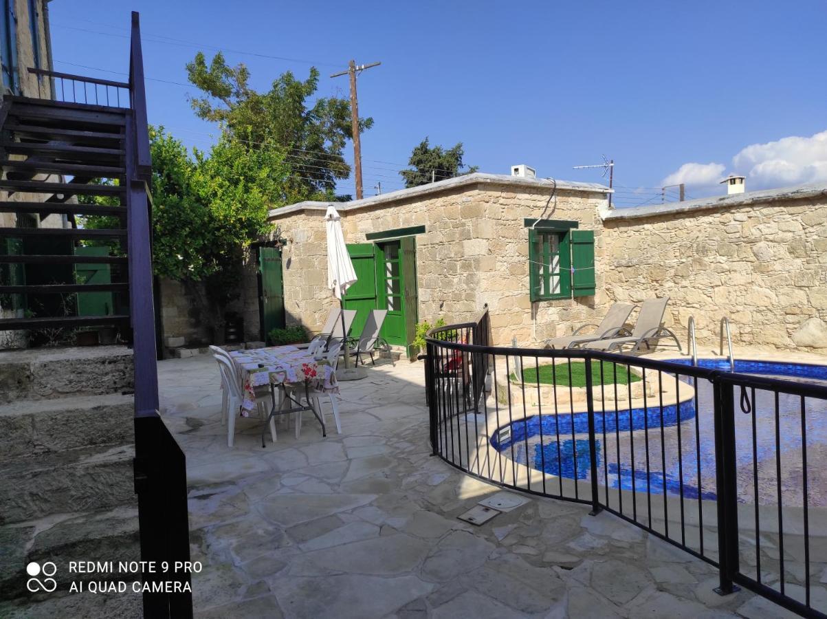Andrianna'S Cottage Pano Akourdalia Exterior photo